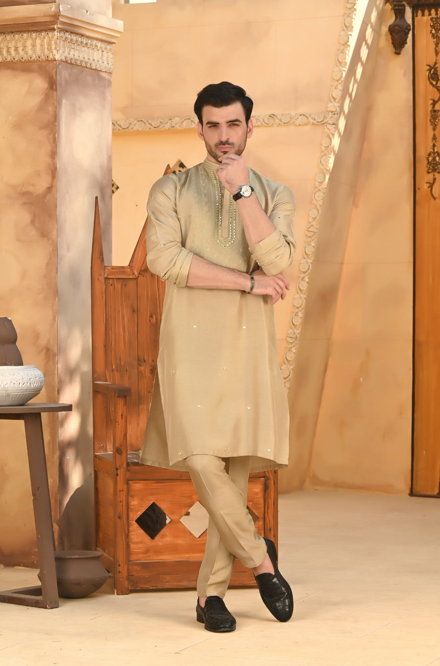 Mahrosh light green festive kurta trouser full body